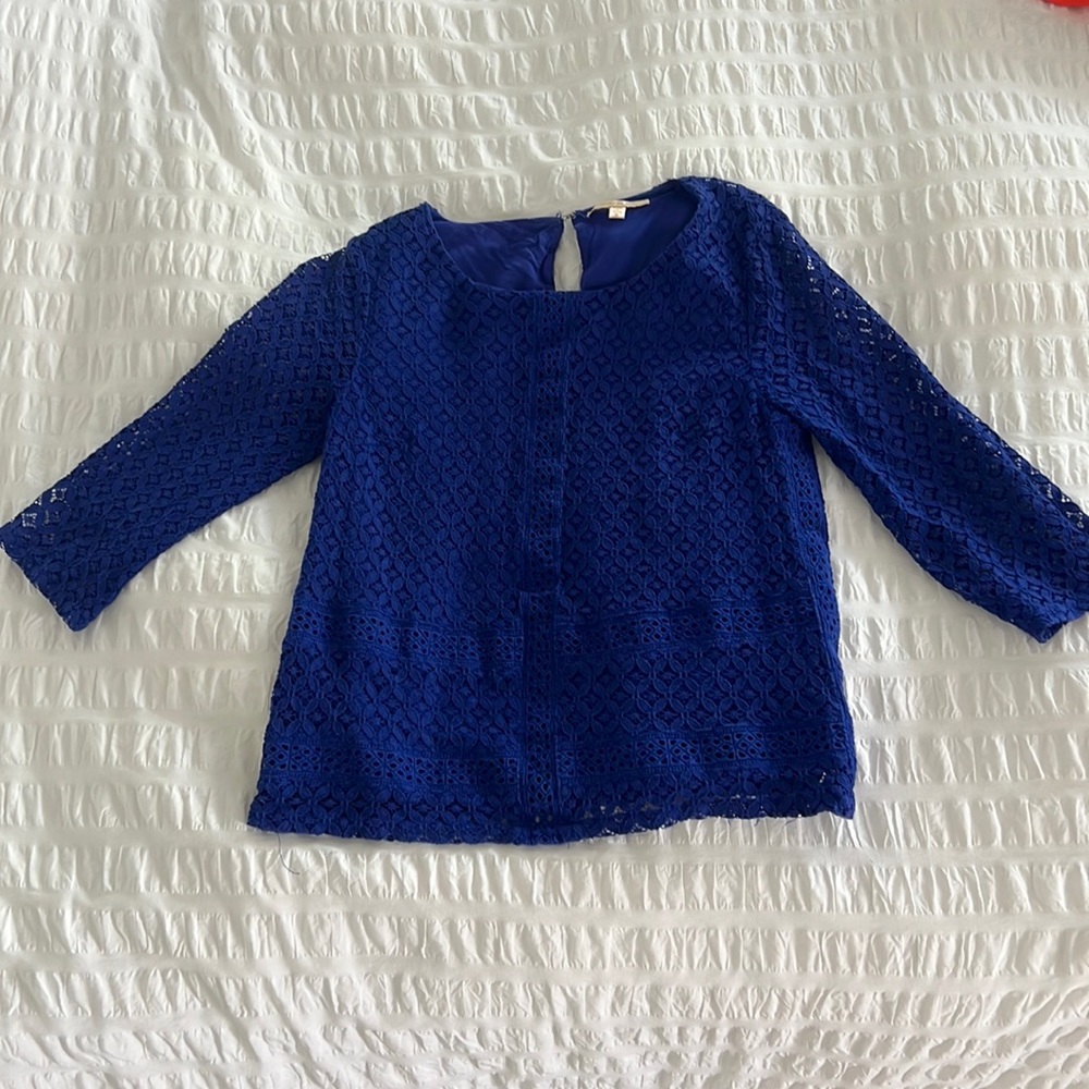 Blue 3/4 sleeve length blouse